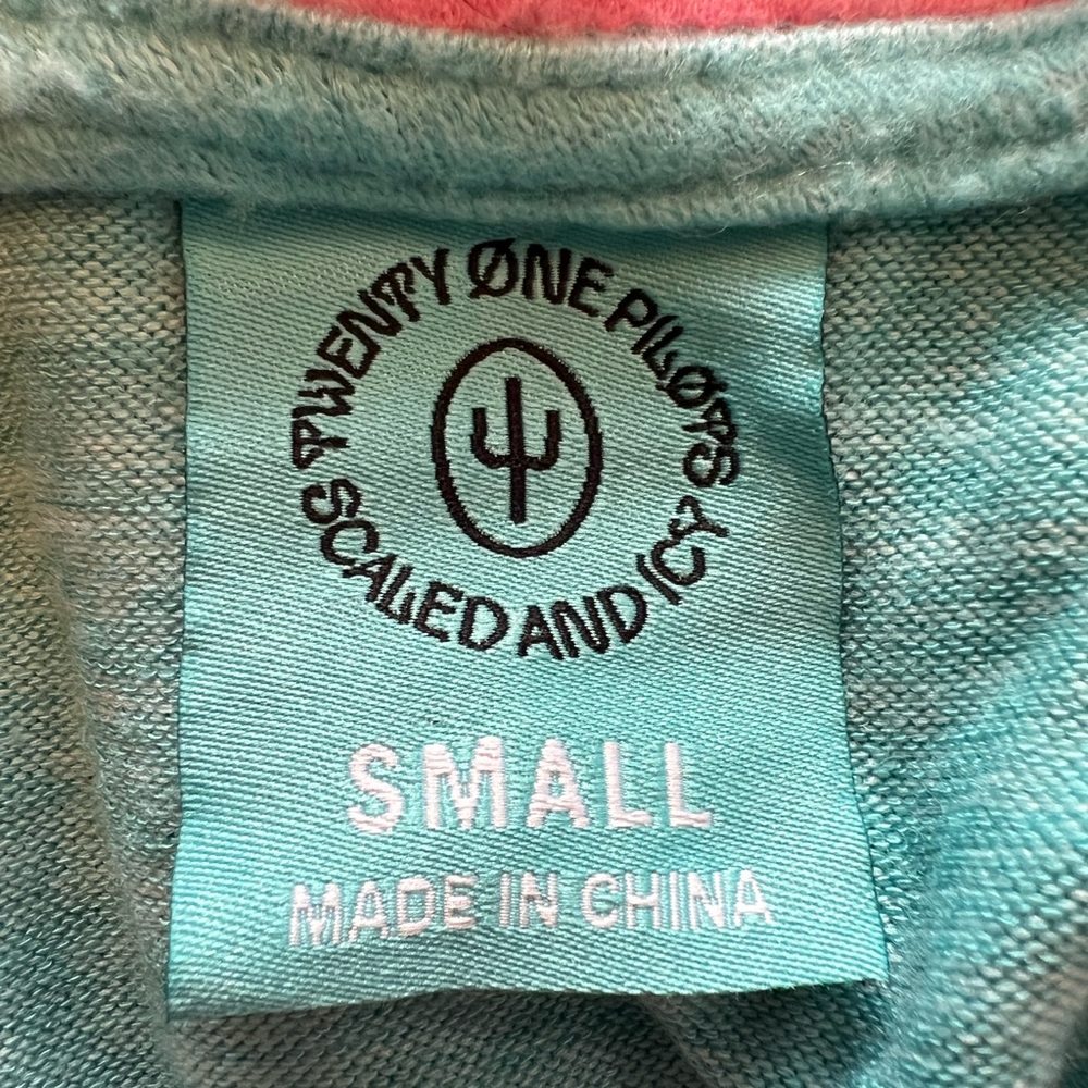 Twenty One Pilots Scaled And Icy Trident Cardigan Size S Merch Fandom - Picture 3 of 9